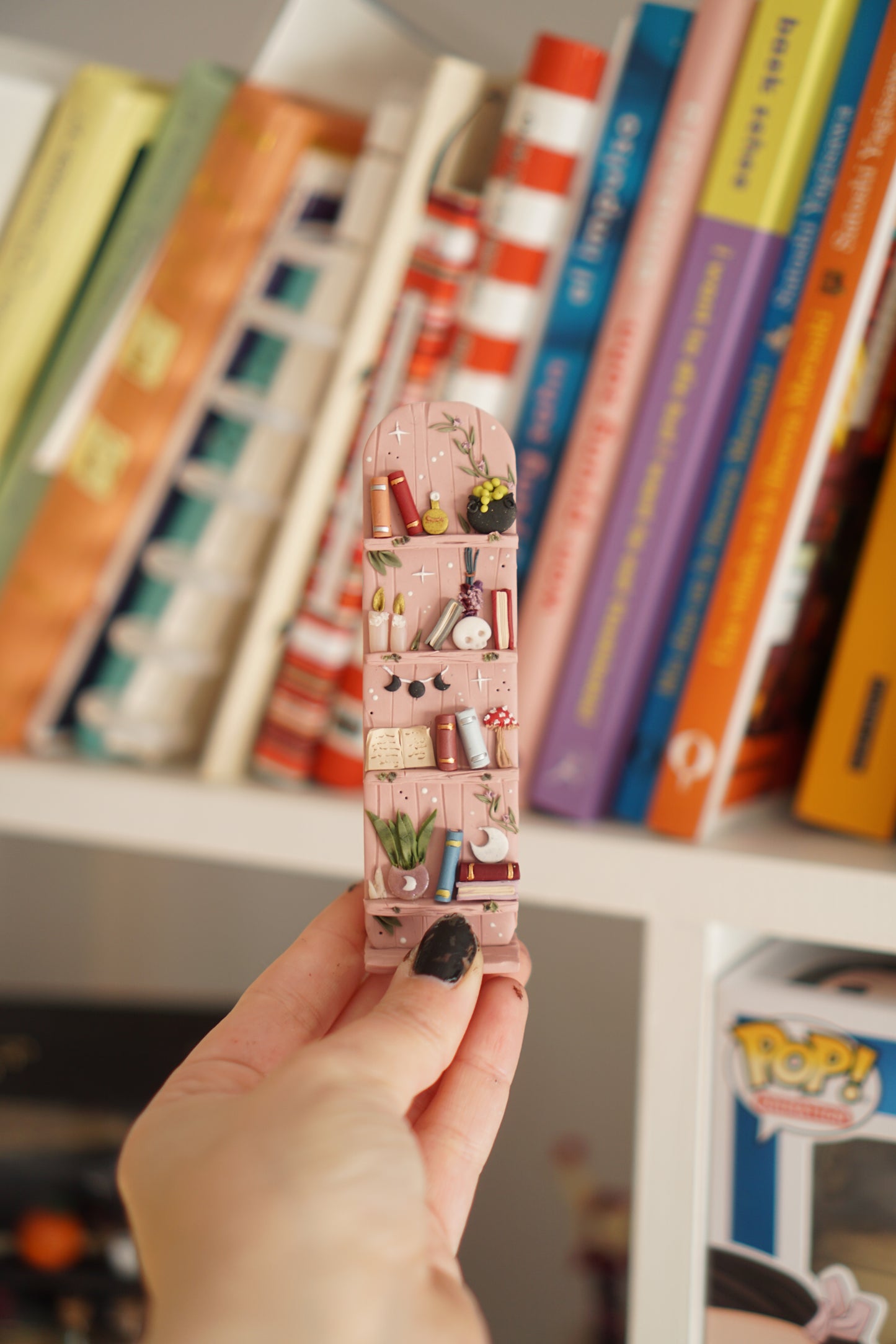 The Vertical Shelf