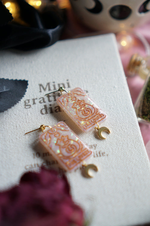 pendientes san valentin, joyas artesanales, pendientes negros, joyas dark, bisuteria celestial, artesana de madrid, pendientes hechos a mano, pendientes goticos, joyas para enamorado, joyas acero inoxidable, pendientes regalo mujer, joyas para novia, pendientes hechos a mano, joyas esotericas.