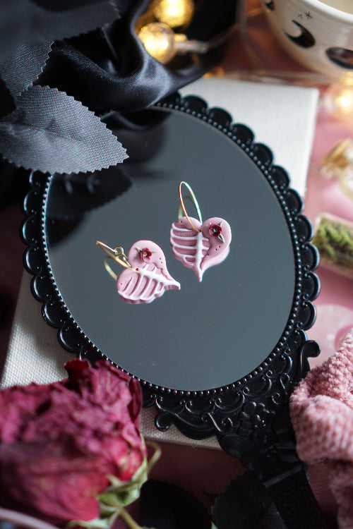 pendientes san valentin, joyas artesanales, pendientes negros, joyas dark, bisuteria celestial, artesana de madrid, pendientes hechos a mano, pendientes goticos, joyas para enamorado, joyas acero inoxidable, pendientes regalo mujer, joyas para novia, pendientes hechos a mano, joyas esotericas.