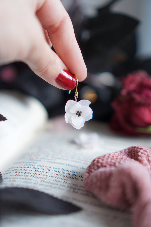 pendientes san valentin, joyas artesanales, pendientes negros, joyas dark, bisuteria celestial, artesana de madrid, pendientes hechos a mano, pendientes goticos, joyas para enamorado, joyas acero inoxidable, pendientes regalo mujer, joyas para novia, pendientes hechos a mano, joyas esotericas.