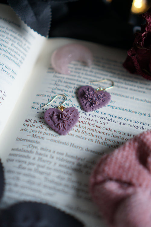 pendientes san valentin, joyas artesanales, pendientes negros, joyas dark, bisuteria celestial, artesana de madrid, pendientes hechos a mano, pendientes goticos, joyas para enamorado, joyas acero inoxidable, pendientes regalo mujer, joyas para novia, pendientes hechos a mano, joyas esotericas.