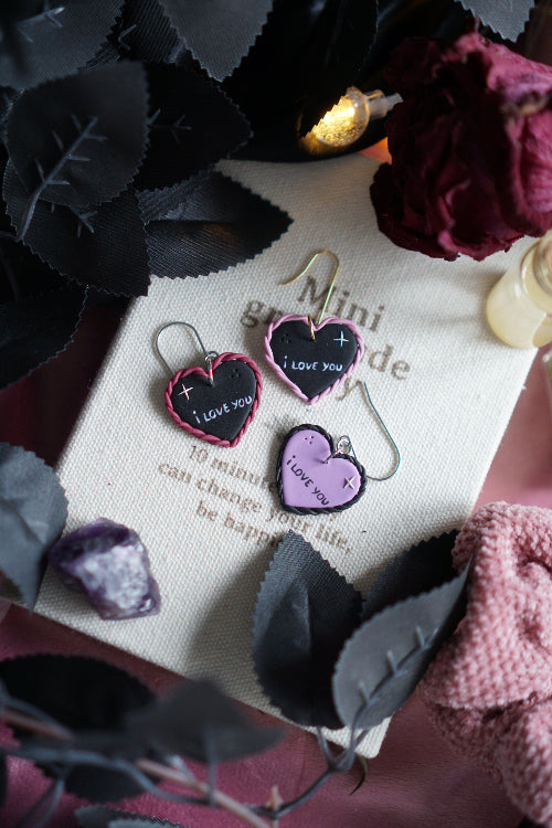 pendientes san valentin, joyas artesanales, pendientes negros, joyas dark, bisuteria celestial, artesana de madrid, pendientes hechos a mano, pendientes goticos, joyas para enamorado, joyas acero inoxidable, pendientes regalo mujer, joyas para novia, pendientes hechos a mano, joyas esotericas.