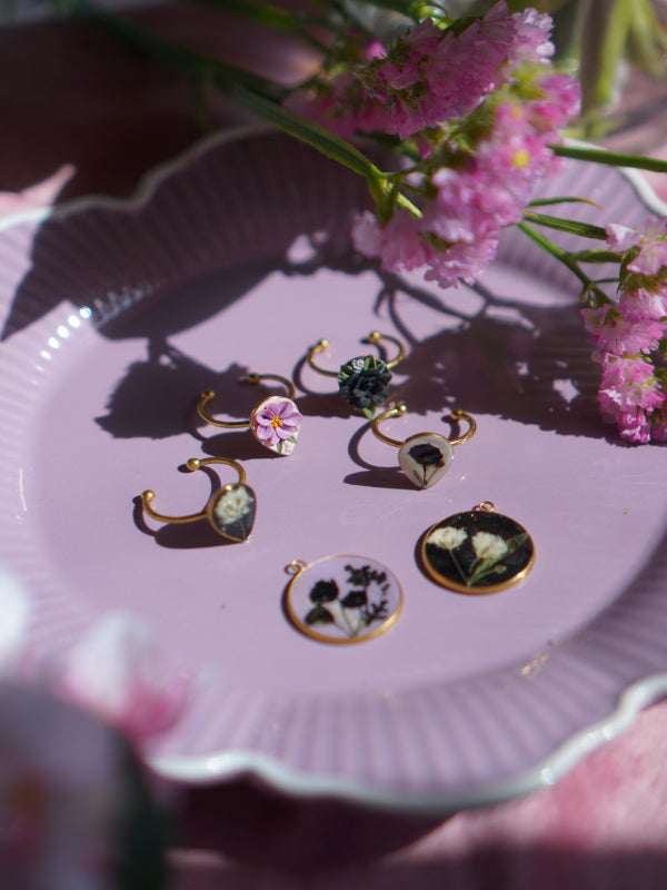 The Antique Pendant
