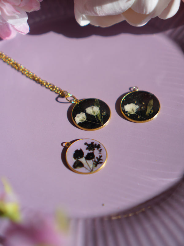 The Antique Pendant