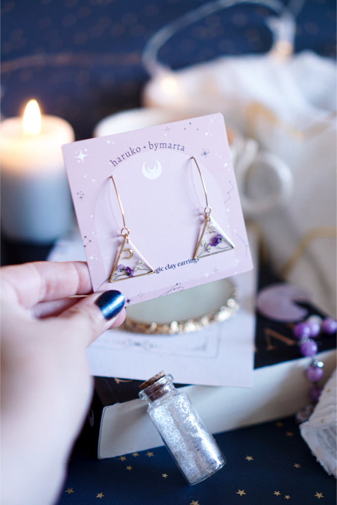 The Transparent Triangle