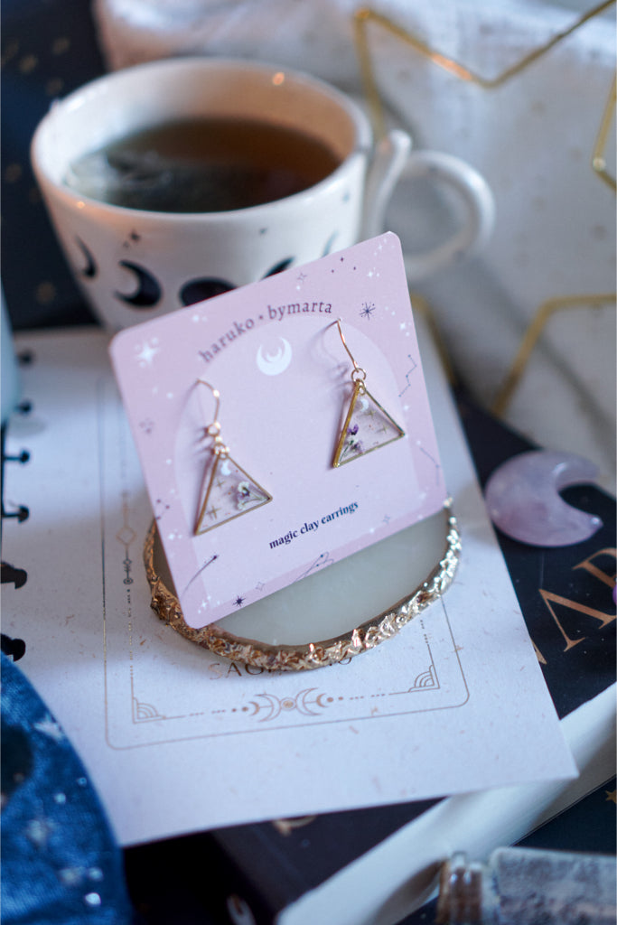 The Transparent Triangle