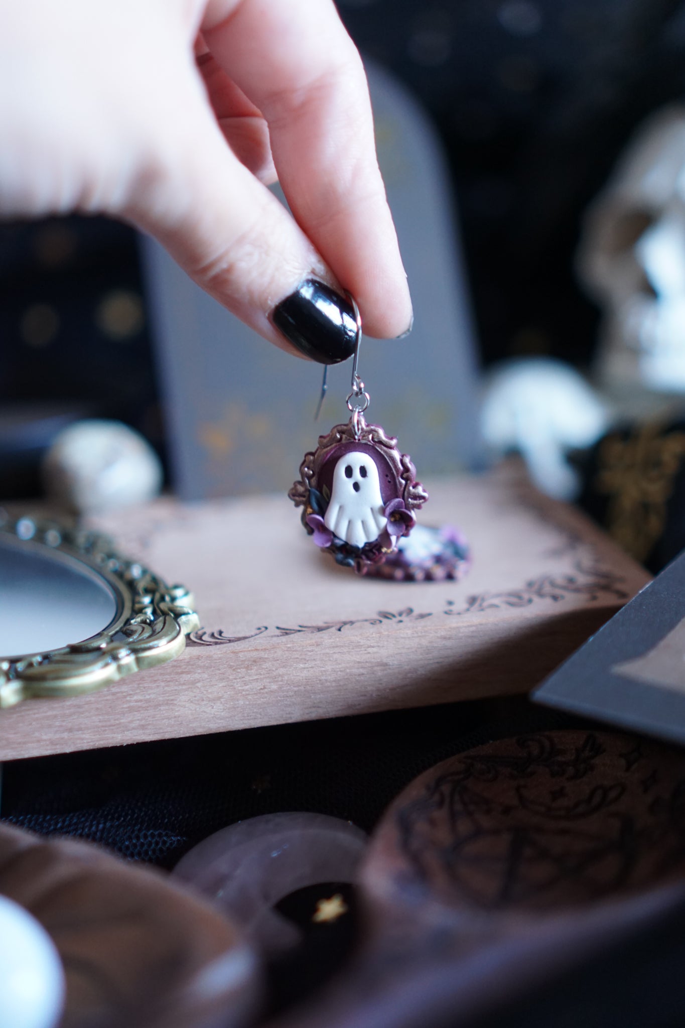 The Ghost Frame