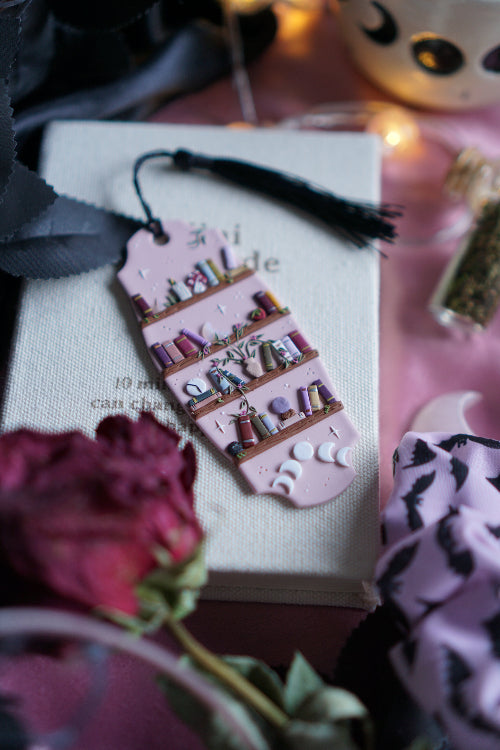 pendientes san valentin, joyas artesanales, pendientes negros, joyas dark, bisuteria celestial, artesana de madrid, pendientes hechos a mano, pendientes goticos, joyas para enamorado, joyas acero inoxidable, pendientes regalo mujer, joyas para novia, pendientes hechos a mano, joyas esotericas., punto de libro, booklover