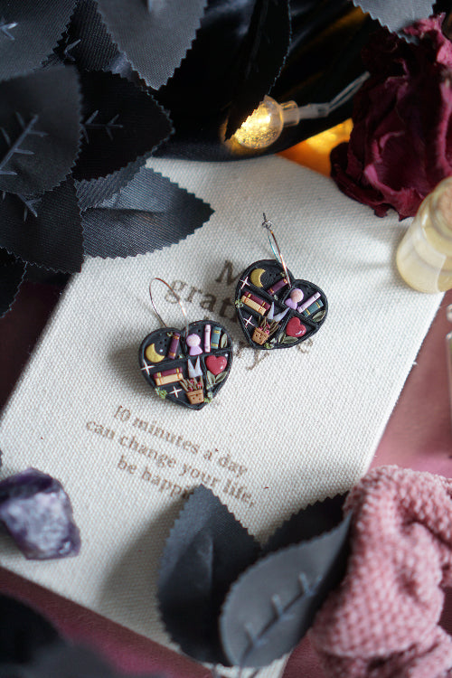 pendientes san valentin, joyas artesanales, pendientes negros, joyas dark, bisuteria celestial, artesana de madrid, pendientes hechos a mano, pendientes goticos, joyas para enamorado, joyas acero inoxidable, pendientes regalo mujer, joyas para novia, pendientes hechos a mano, joyas esotericas.