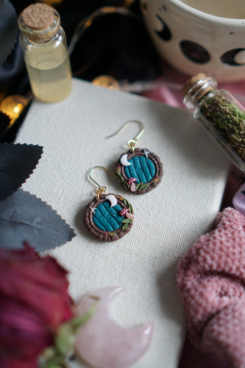 pendientes san valentin, joyas artesanales, pendientes negros, joyas dark, bisuteria celestial, artesana de madrid, pendientes hechos a mano, pendientes goticos, joyas para enamorado, joyas acero inoxidable, pendientes regalo mujer, joyas para novia, pendientes hechos a mano, joyas esotericas. joyas frikis, hobbit puerta, el señor de los anillos