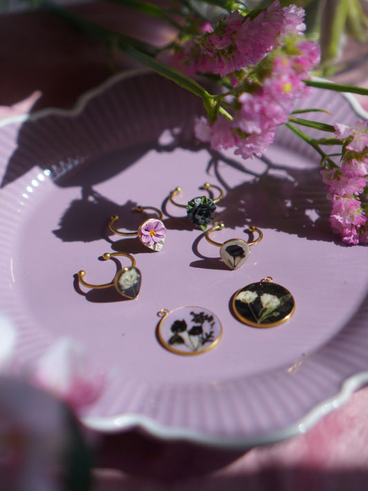 The Antique Pendant