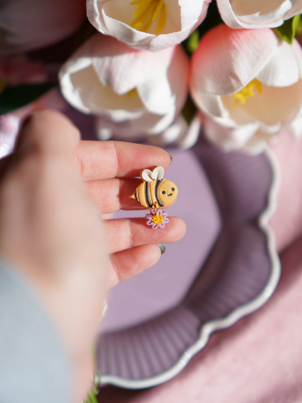 The Bee