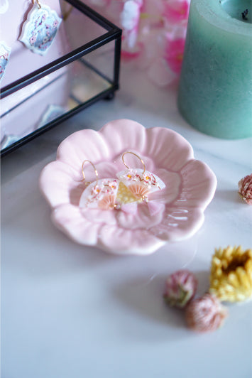The Sakura Fan