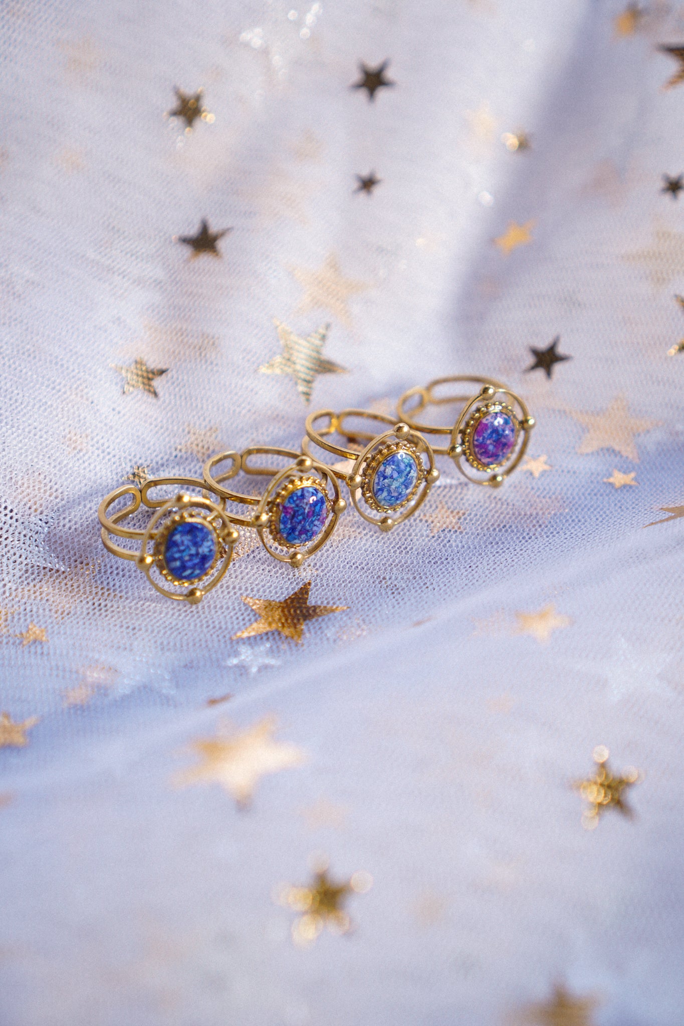 The Meteoroid Rings